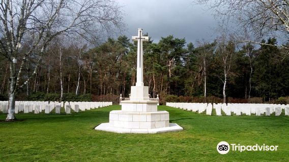 Mierlo war cemetary