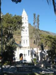 Plaza e Iglesia de Santo Domingo