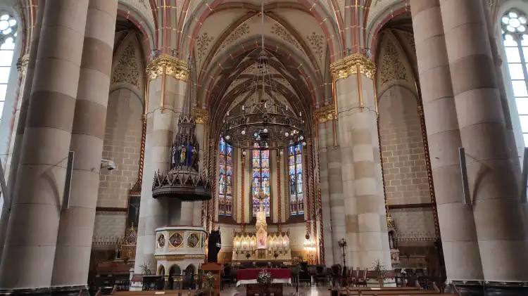 Hotels in der Nähe von St Elizabeth's Church
