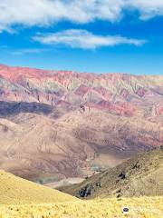 Mirador a la serranía de los 14 Colores del Hornocal