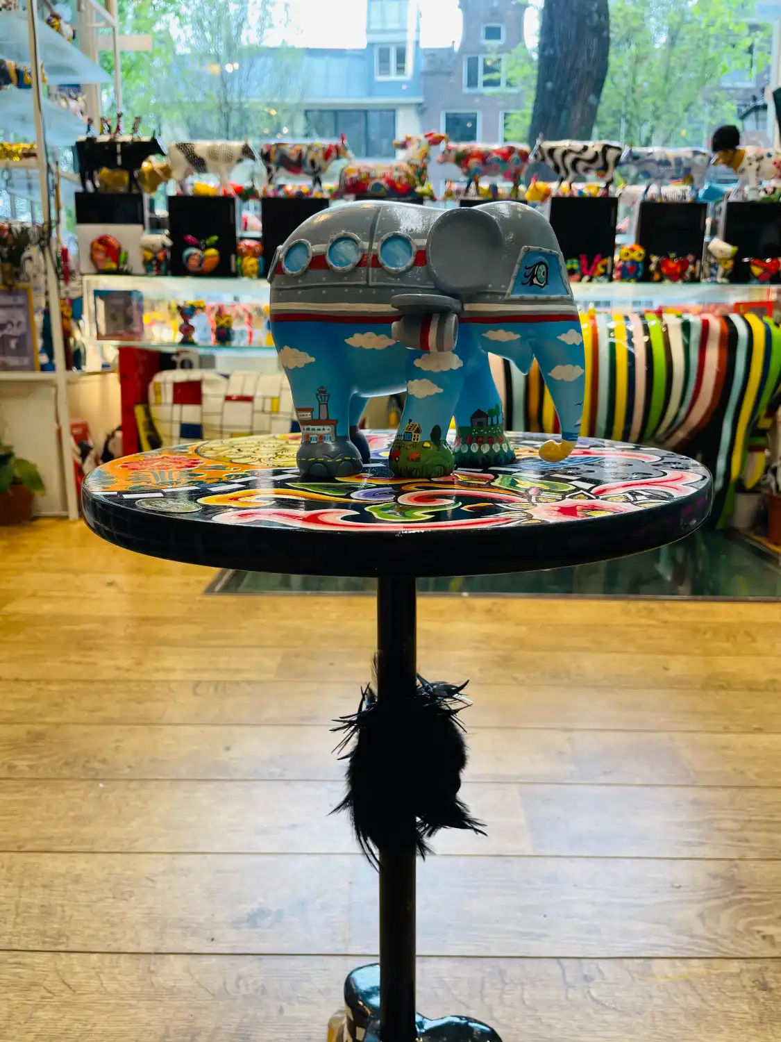 Hotels near Cow Museum