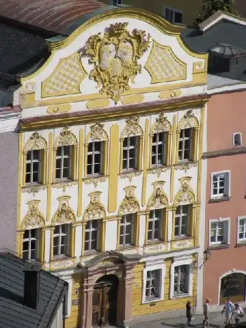 Hotels near Tauffkirchen Palais