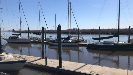 Darien River WaterFront Park & Docks