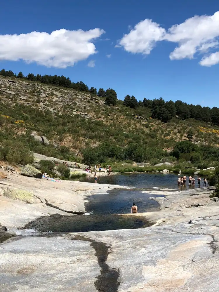 Hotels in Hoyos del Espino