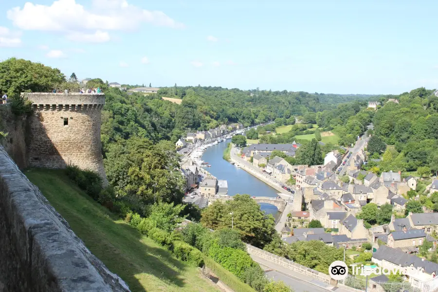 Les Remparts de Dinan