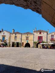 Place des Cornieres, Monpazier