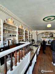 Stabler-Leadbeater Apothecary Museum