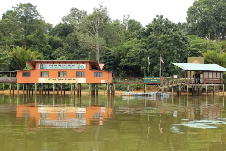 Hotel di Mukim Gunong Semanggol