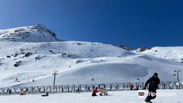 Skiing in Queenstown
