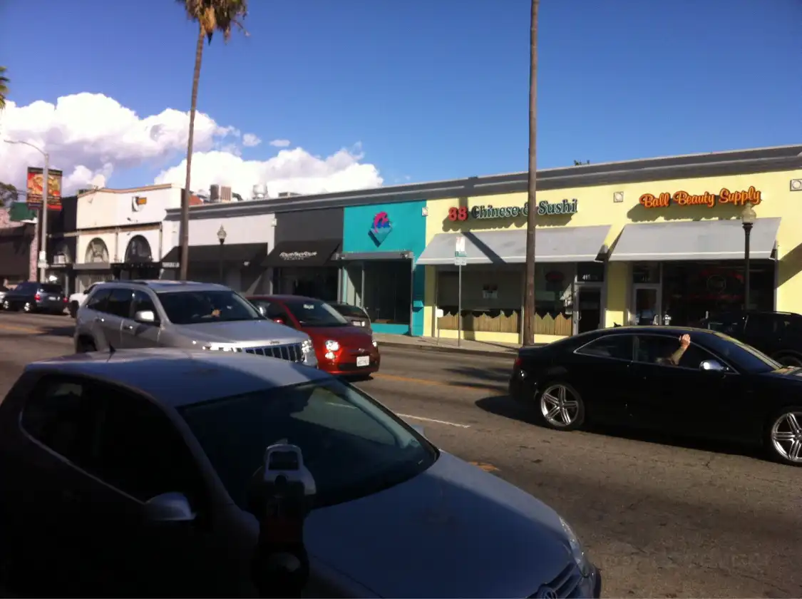 Hotels near Fairfax District
