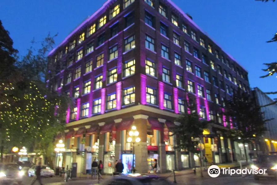 Granville Street Mall/Granville Street