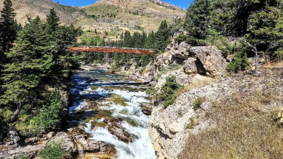 Natural Bridge Falls Picnic Area