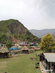 Shahdara Valley Restaurant