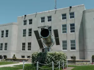 Hubble Telescope Replica Statue