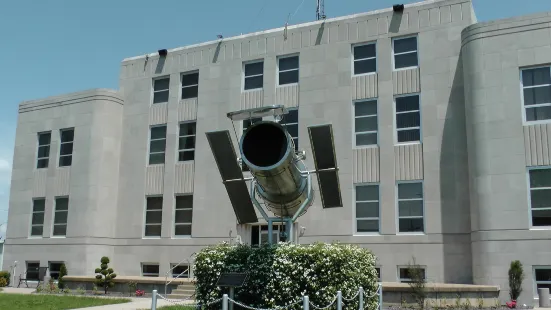 Webster County Circuit Court / Hubble Telescope Replica