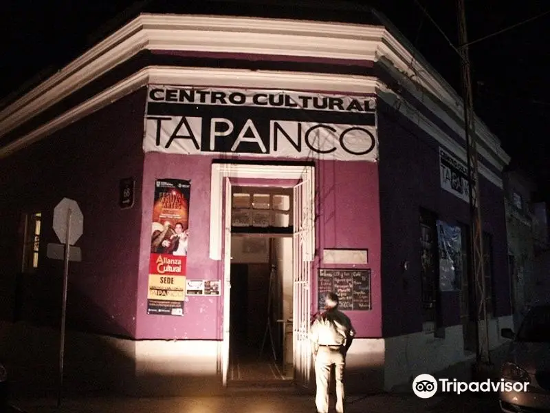 CULTURAL CENTER Tapanco