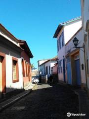 Rua das Casas Tortas