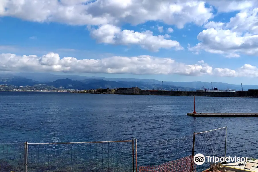 Passeggiata a Mare di Messina