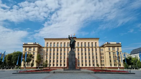 V.I. Lenina Monument