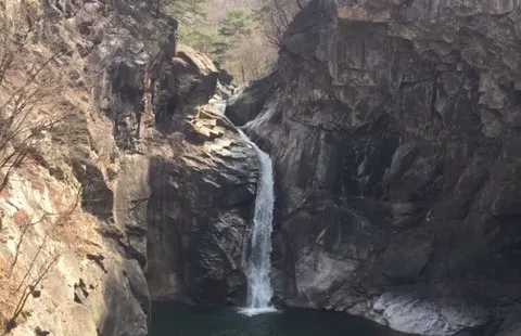 Sambuyeon Falls