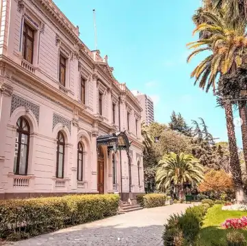 Hotels near Museo Palacio Cousino