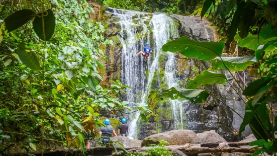 Costa Canyoning