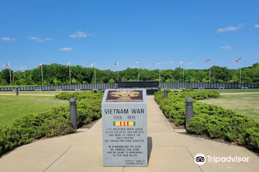 Vietnam Memorial Replica Wall