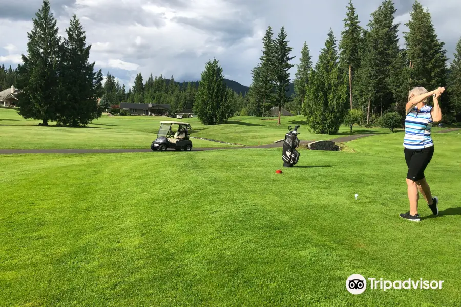 Shuswap Lake Golf Course at Blind Bay