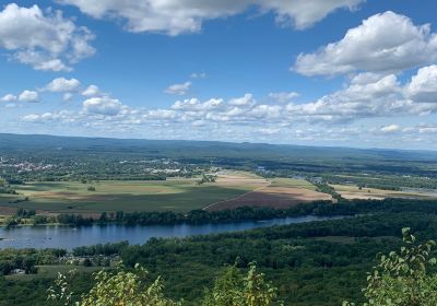 Skinner State Park