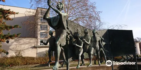 Pied Piper Statue