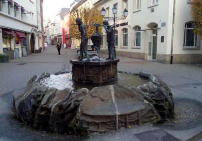 Messengers' Fountain