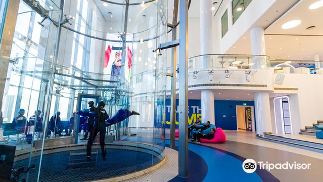 Gravity Indoor Skydiving