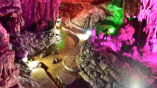 Ziyun Cavern of Guizhou