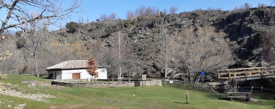 La Hiruela