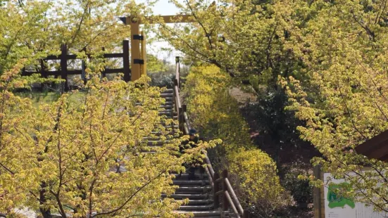 Kaminosekishiroyama Historical Park