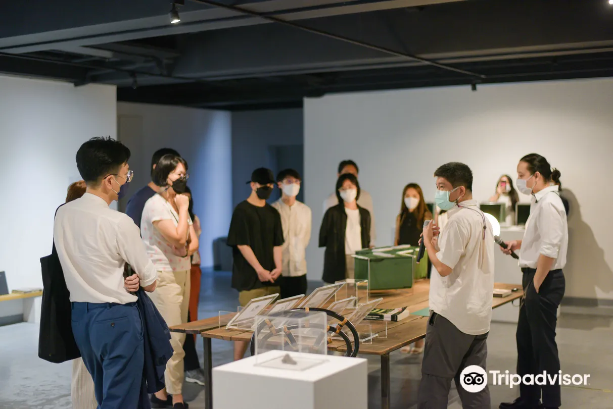 2_Adler Subhashok Gallery