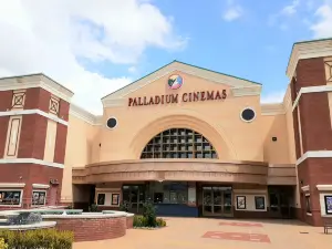 Regal Palladium Stadium 14