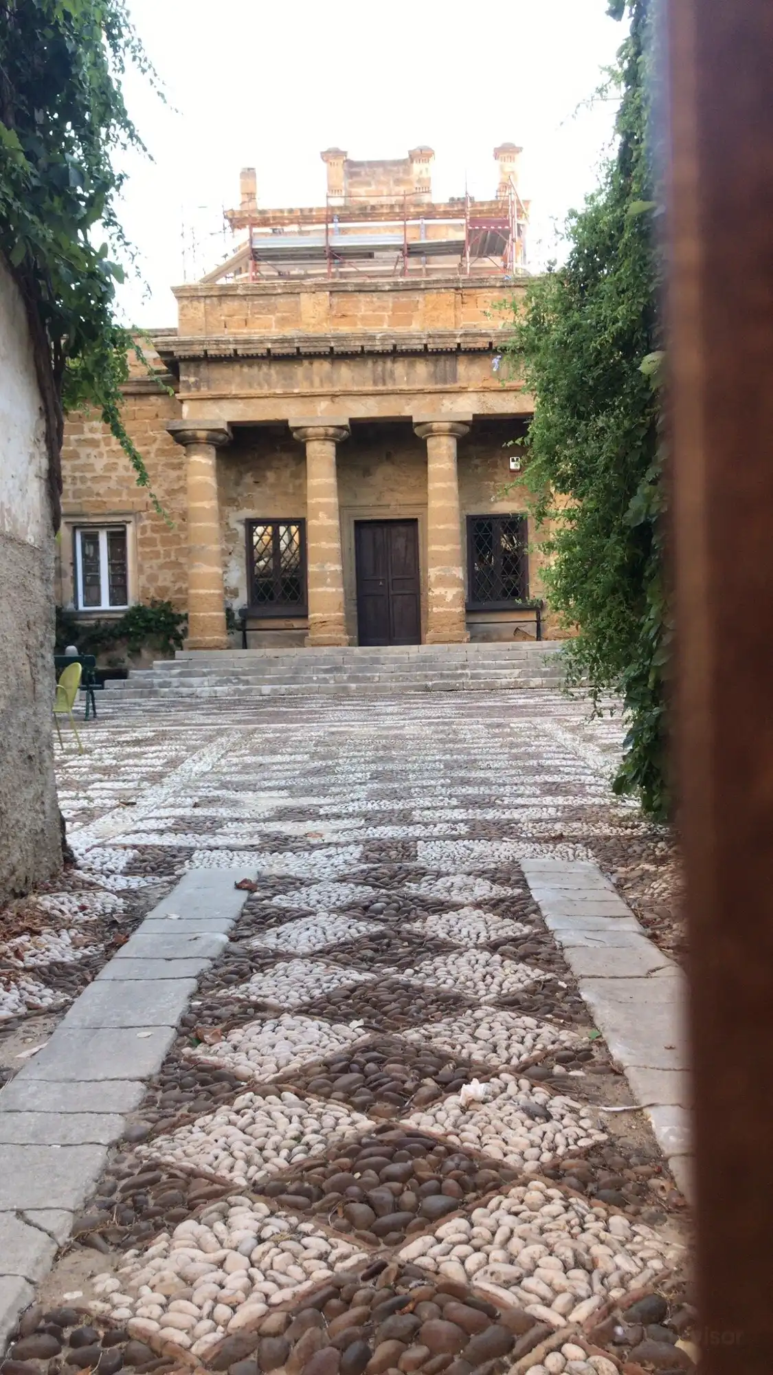 Hotels near Palazzo Ravida
