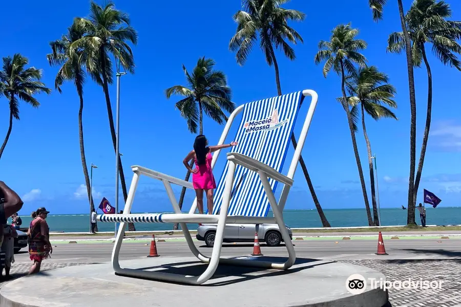 A Cadeira Gigante de Maceió