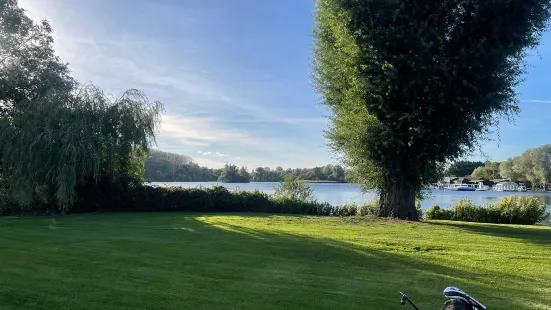 Wyboston Lakes Golf Club