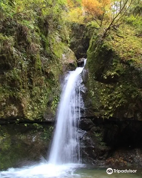 Nanayo Falls