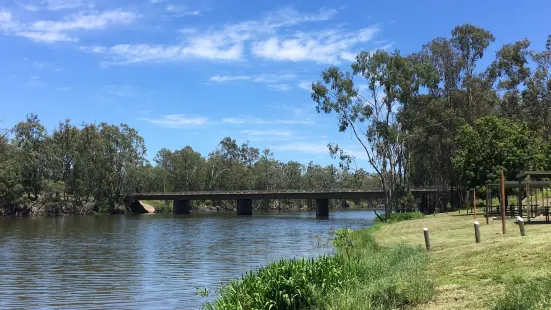 Moura River Apex Park