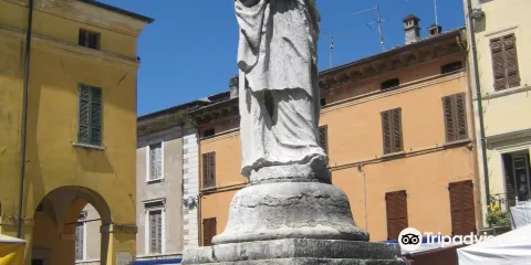 Monumento Dedicato a Domenica Calubini