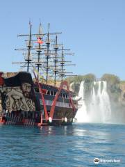 Barbossa Antalya Pirate's Korsan Gemisi
