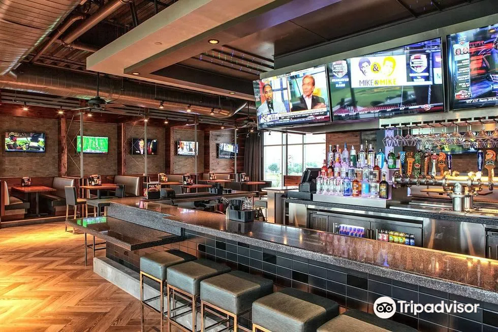 1_Topgolf The Colony