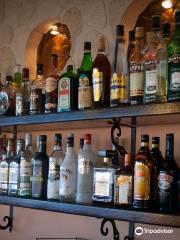Astra Cocktail Bar