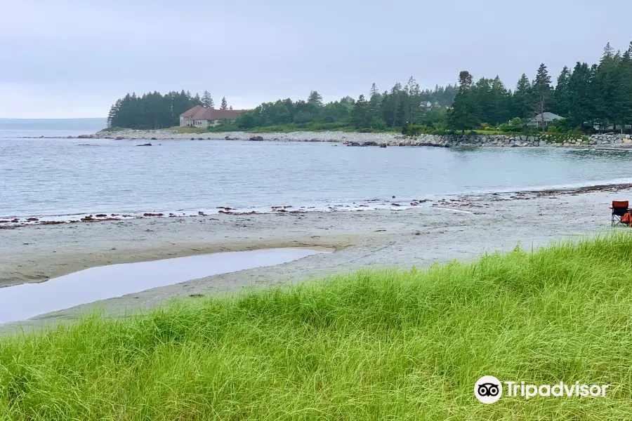 Hunts Point Beach Cottages