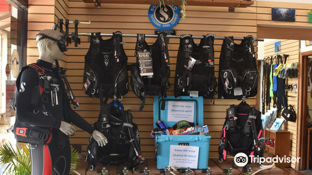 Captain Hooks Marina and Dive Center