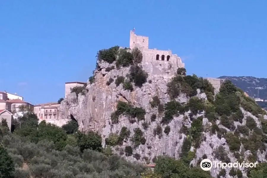 Quaglietta Castle