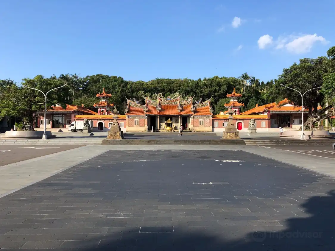 Hotels near Baozhong Temple